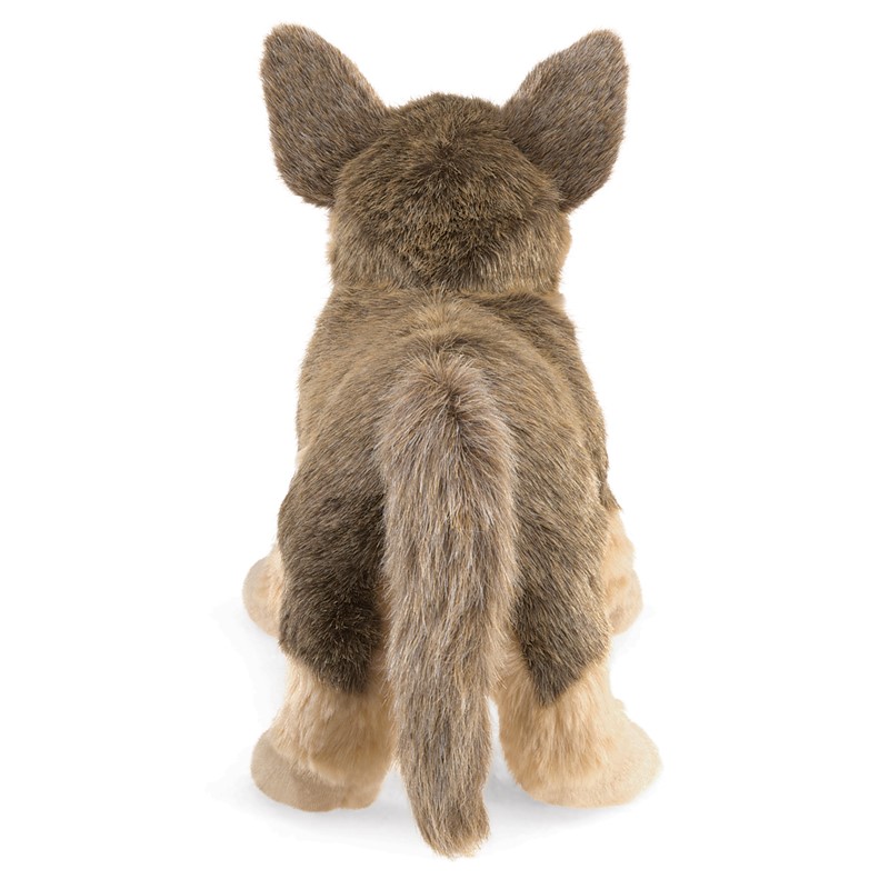 Folkmanis Handpuppe Schäferhundwelpe von hinten, sitzendes Plüschtier mit braun-beigem Fell und aufgestellten Ohren