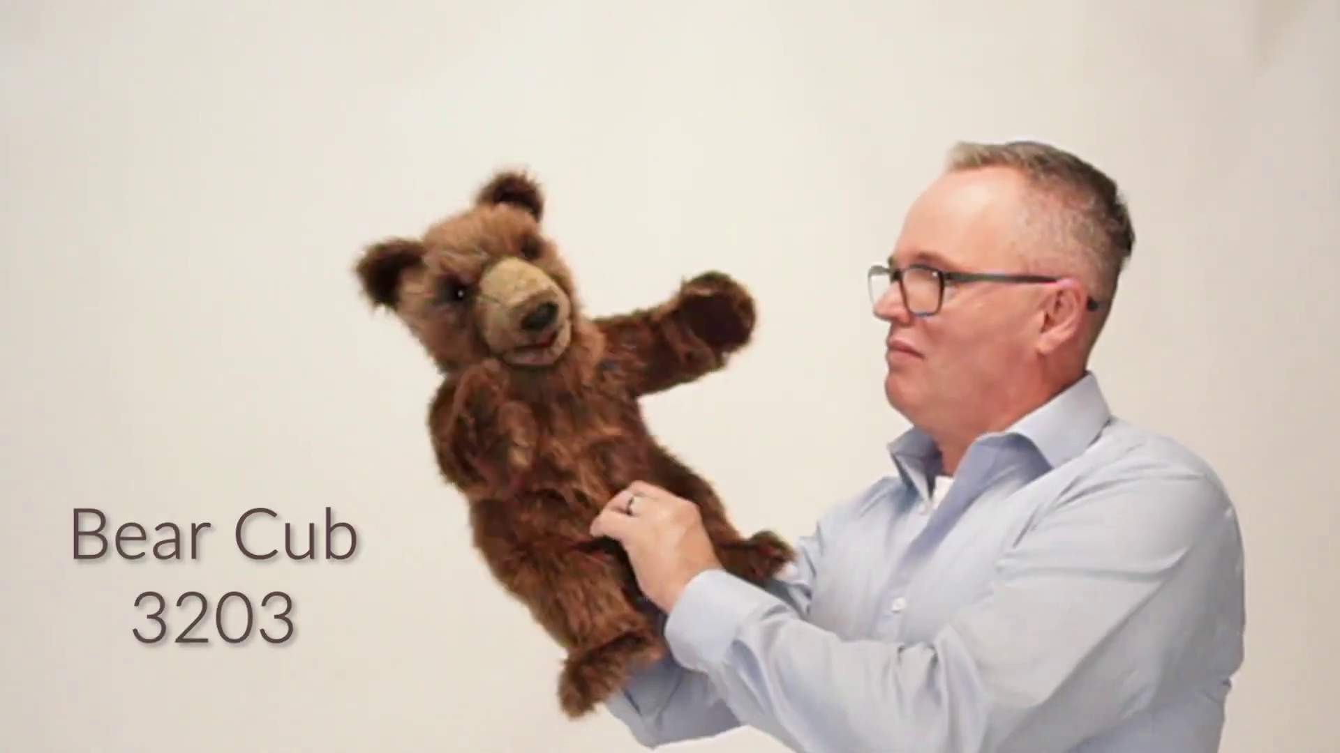 Video 1: Folkmanis Handpuppe Bärenjunges