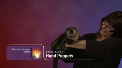 Video 1: Folkmanis Handpuppe Flussotter