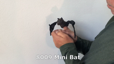 Folkmanis Mini Bat Finger Puppet Demo